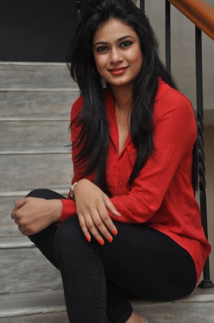 Zara-at-Bhai-Triple-Platinum-Disc